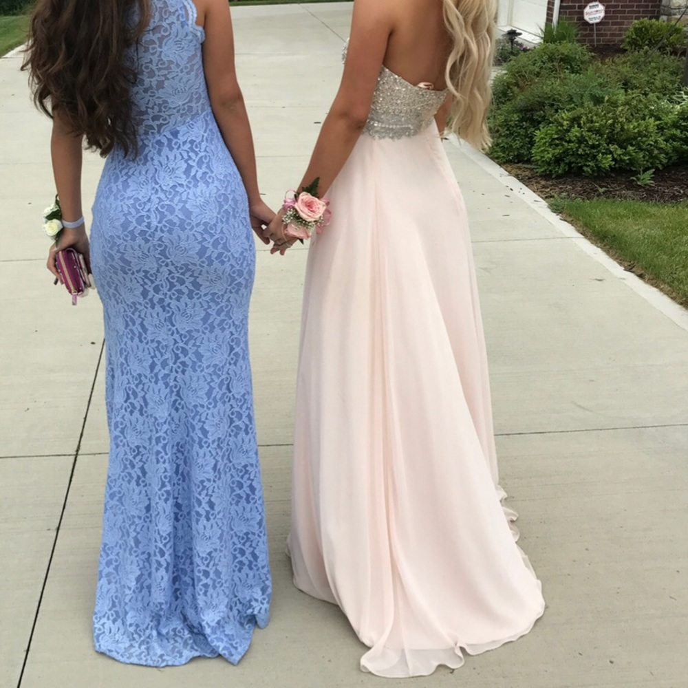 Pink prom dress - Picture 2 of 3
